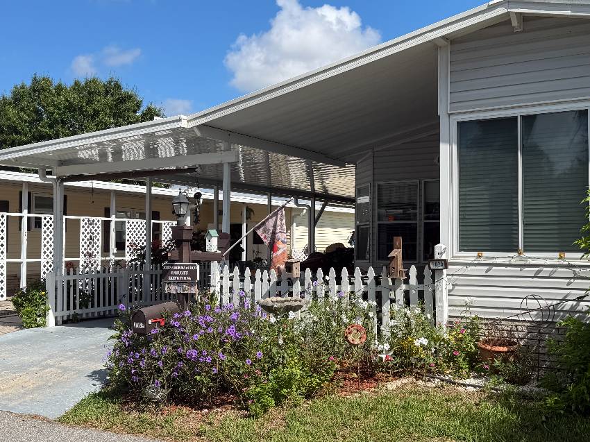 1029 Hook Lane a Winter Haven, FL Mobile or Manufactured Home for Sale